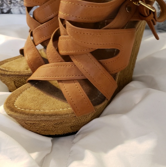 Cognac colored wedges - Picture 4 of 4